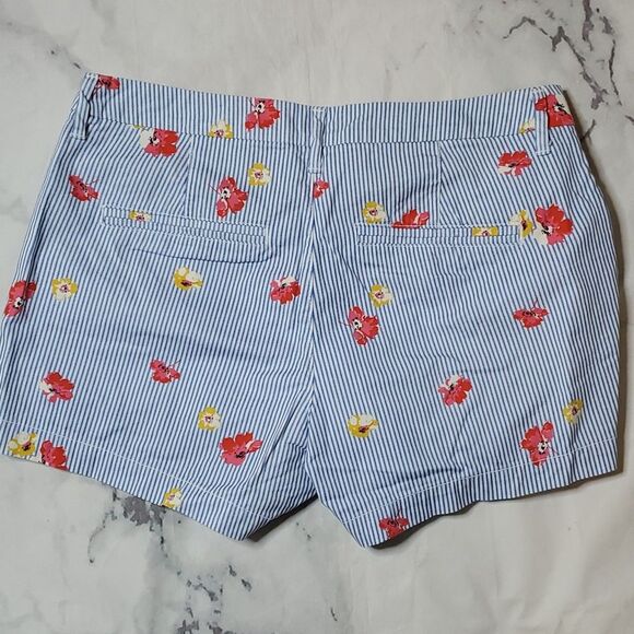 Old Navy Blue/White Stripe Floral Everyday Shorts0 - Picture 5 of 5